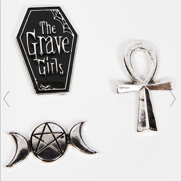 Gothic Pin Set - Picture 1 of 3
